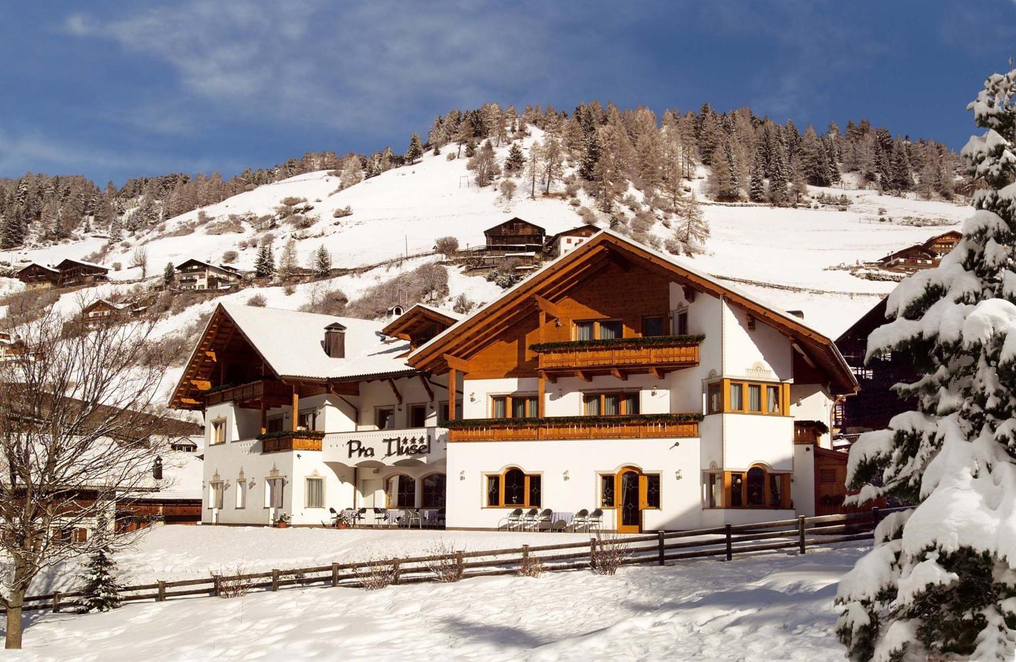 Hotel Pra Tlusel Selva di Val Gardena Esterno foto