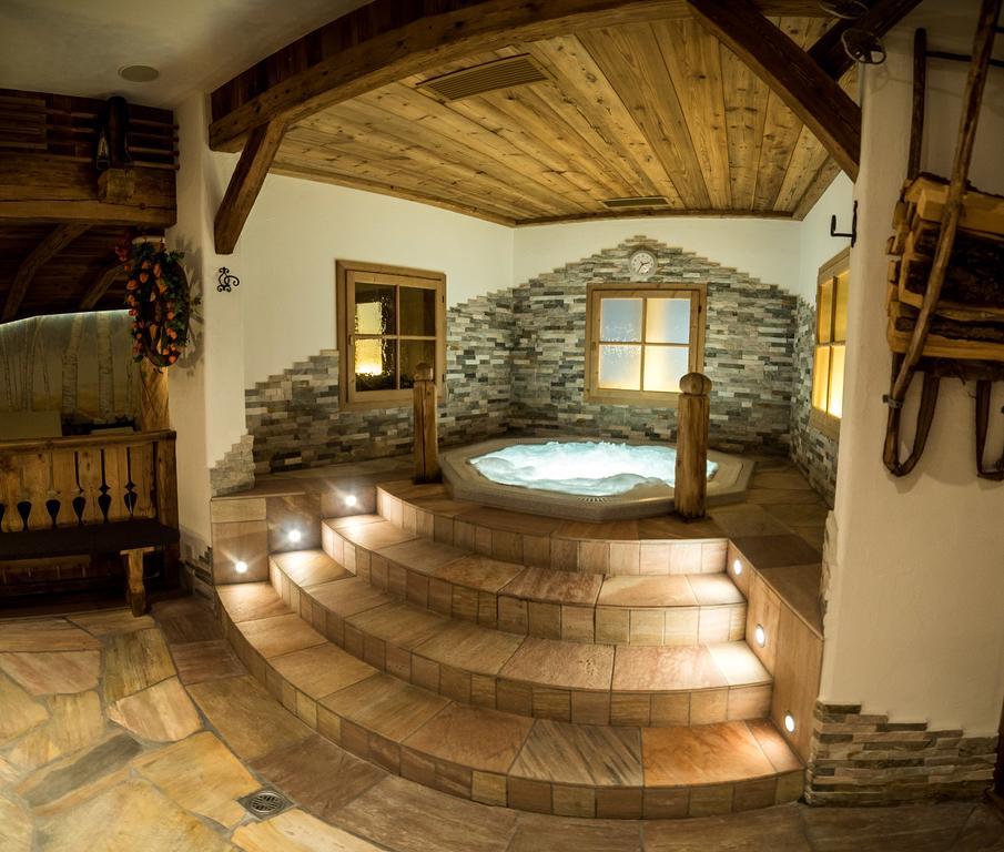 Hotel Pra Tlusel Selva di Val Gardena Esterno foto