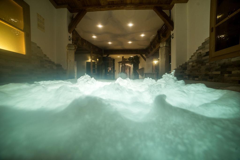 Hotel Pra Tlusel Selva di Val Gardena Esterno foto