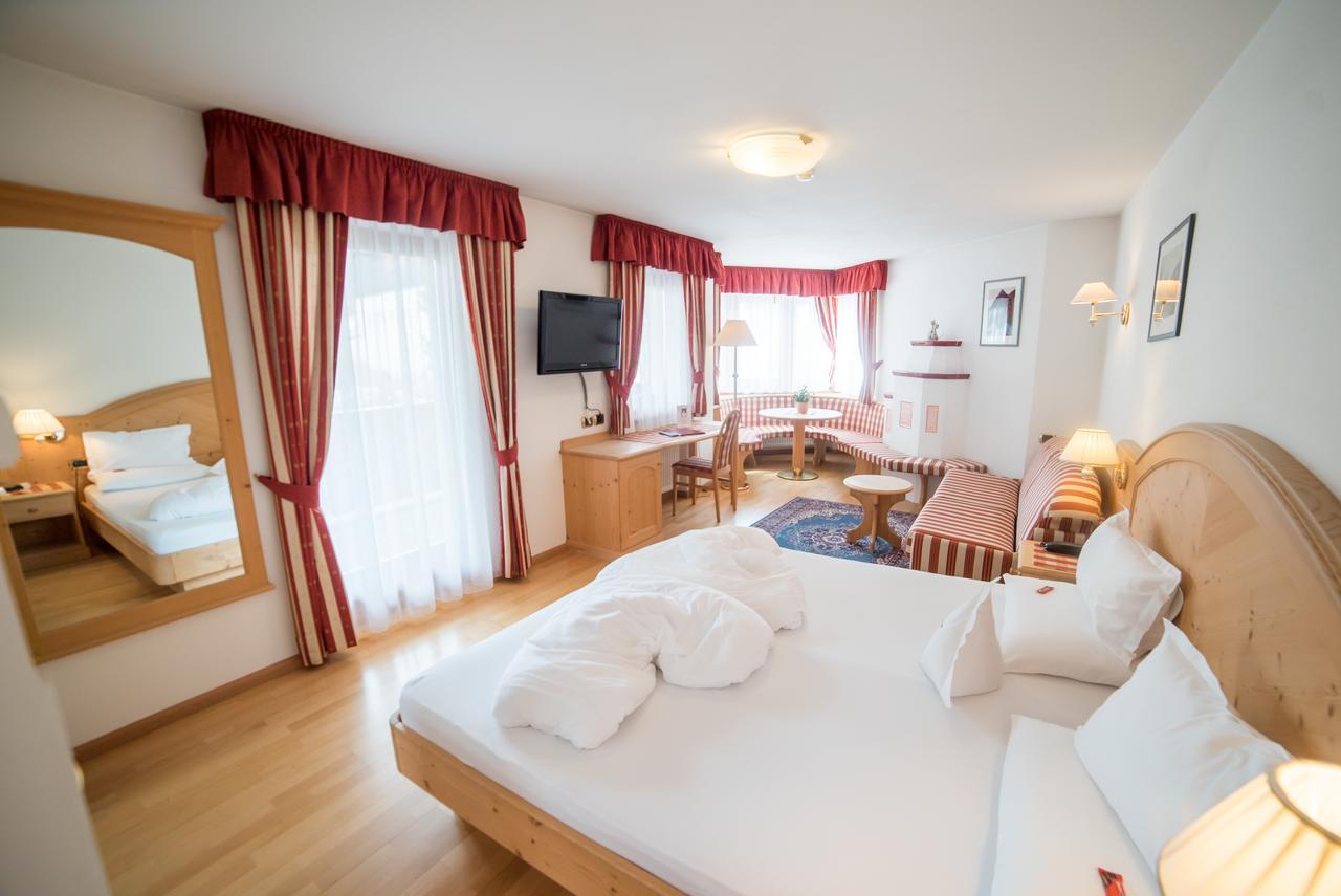 Hotel Pra Tlusel Selva di Val Gardena Esterno foto