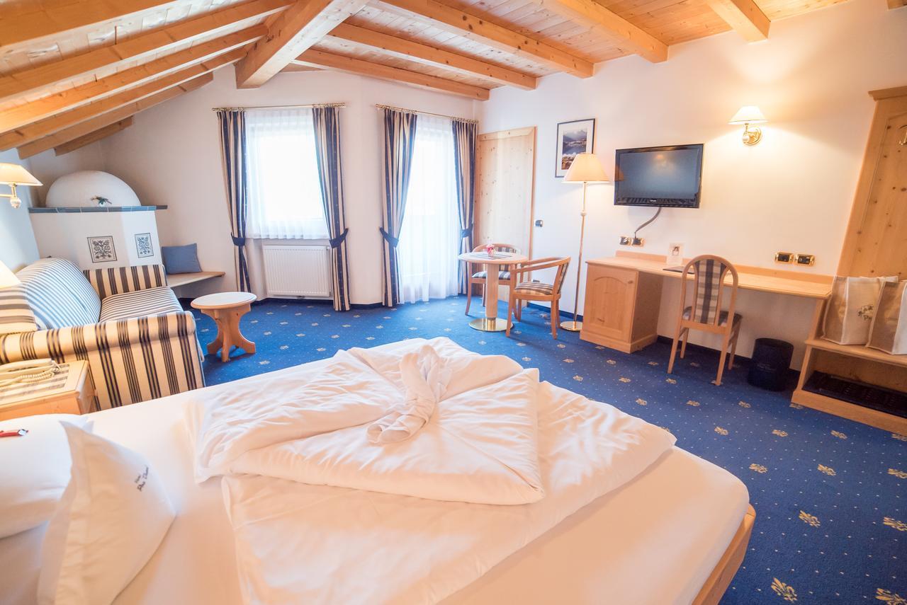 Hotel Pra Tlusel Selva di Val Gardena Esterno foto
