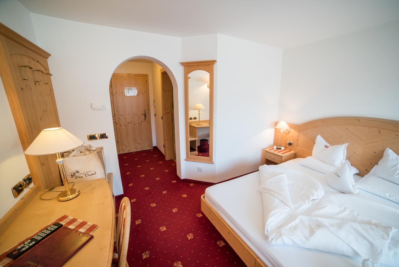 Hotel Pra Tlusel Selva di Val Gardena Esterno foto
