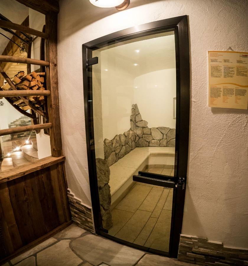 Hotel Pra Tlusel Selva di Val Gardena Esterno foto